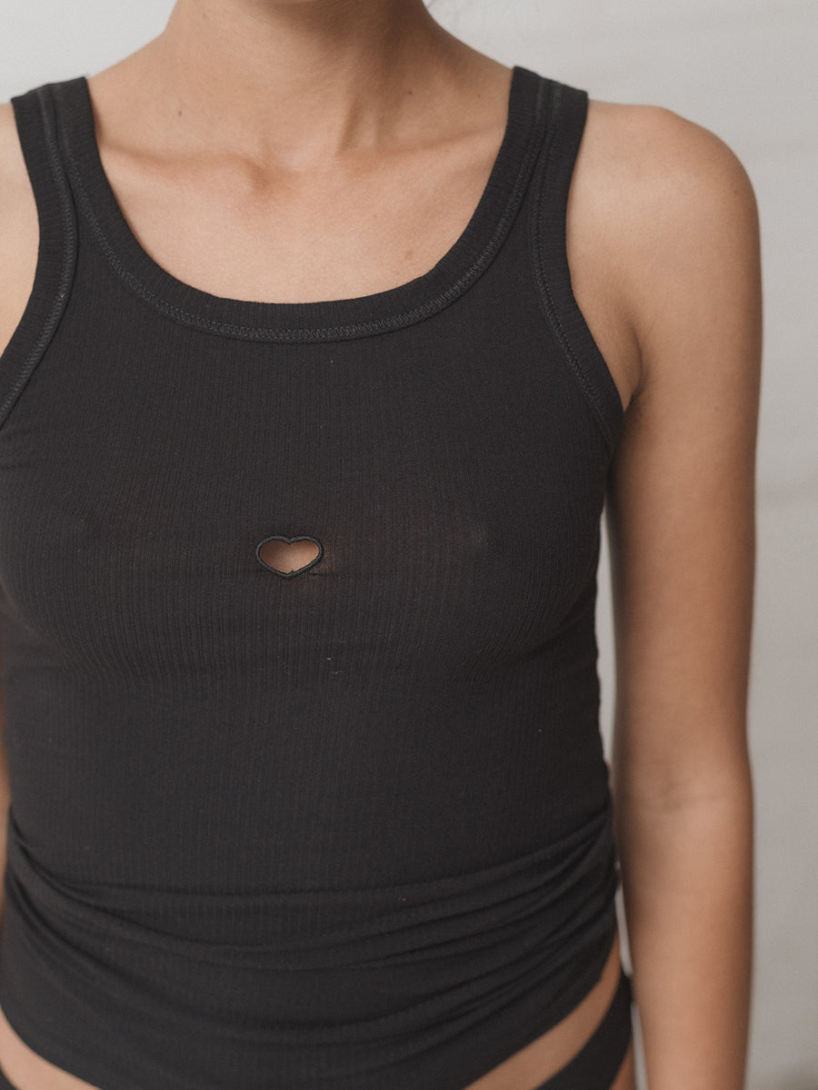 Heart Tank Black