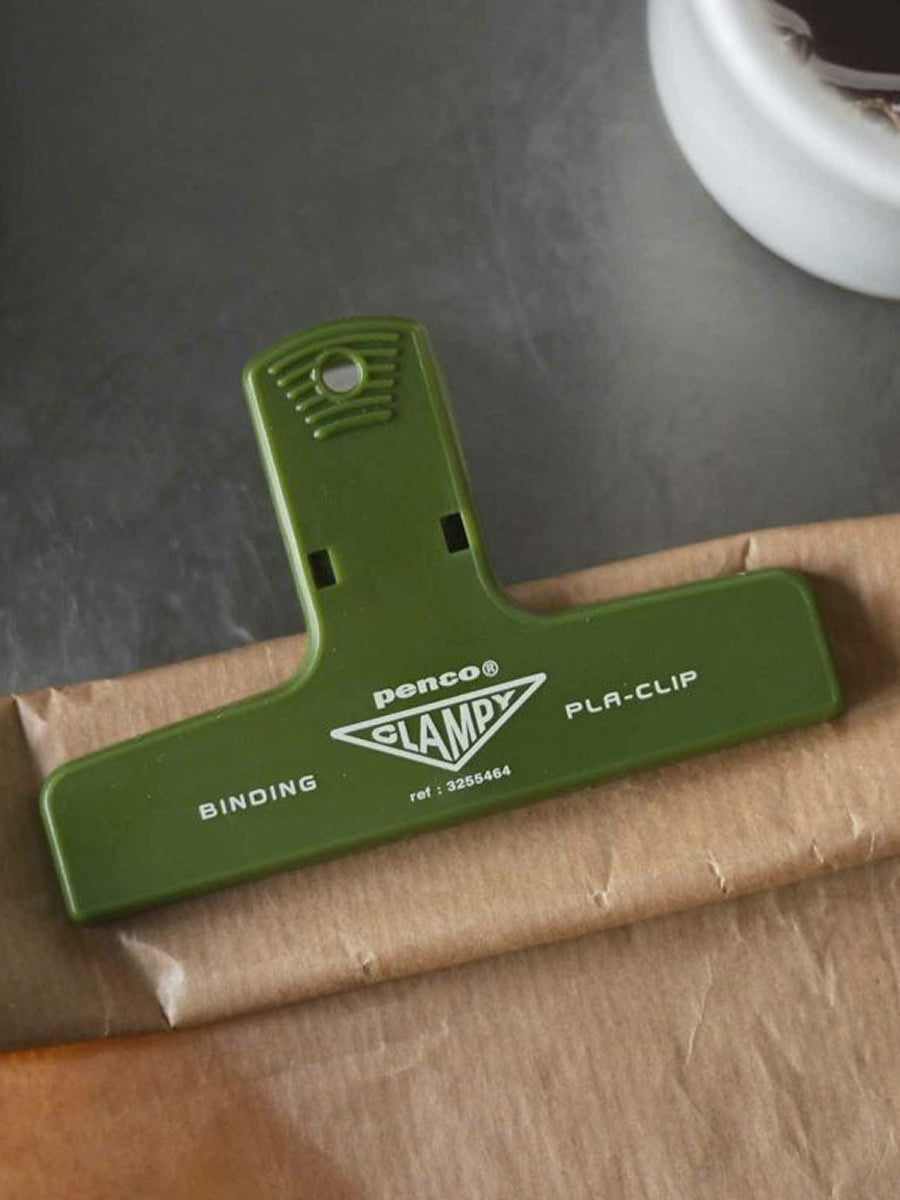 DP163-Hightide-Penco-Pla-Clip-Khaki-1.jpg