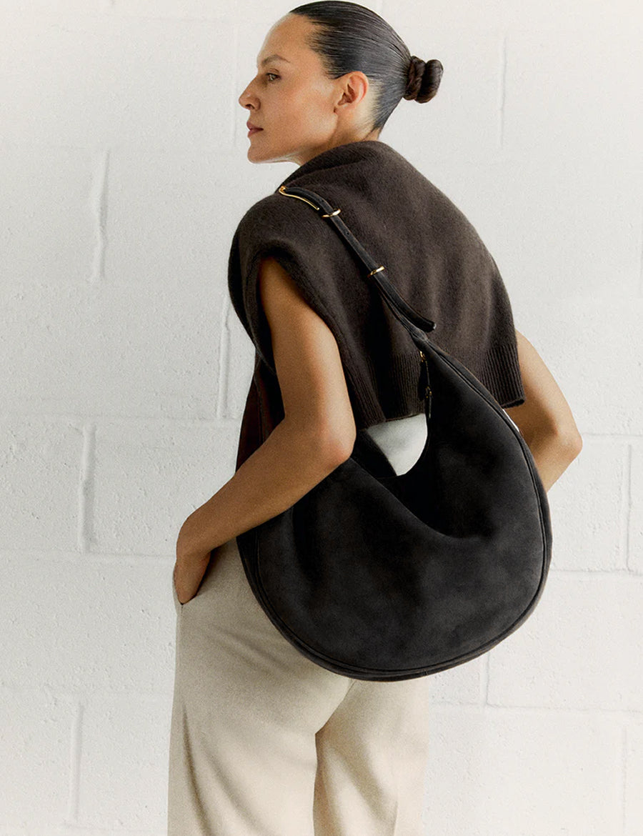 Liffner-Moon-Hobo-Bag-Black-Suede-Mood-1.jpg