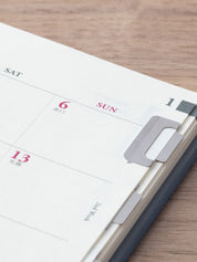 Midori Index Clips Chiratto Silber Detailansicht Seiten