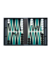 Printworks Classic Backgammon Spiel in Blau Grau Grün geöffnet Freisteller