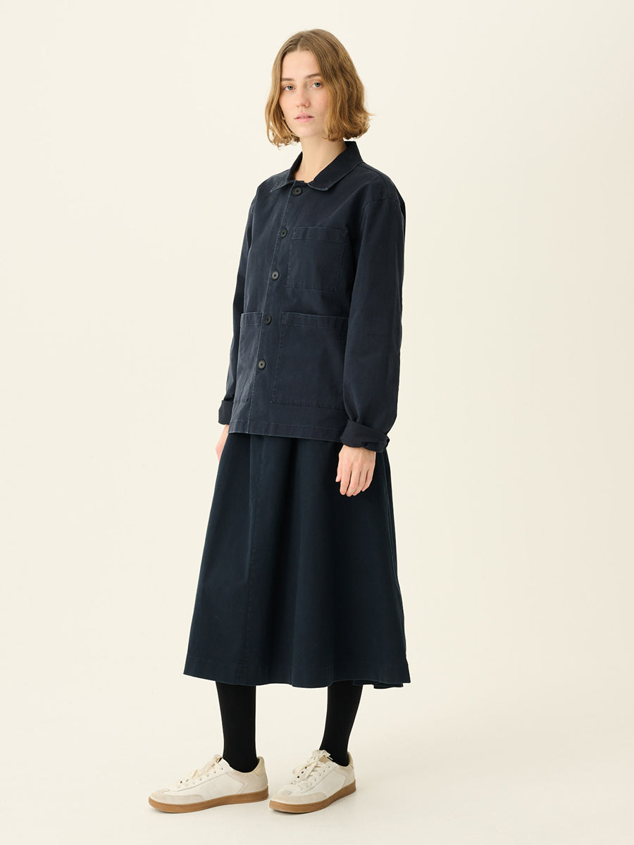 Rue de Tokyo Jacke Cameron Navy Tragebild Seitlich mit passendem Rocj