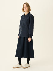 Rue de Tokyo Jacke Cameron Navy Tragebild Seitlich mit passendem Rocj