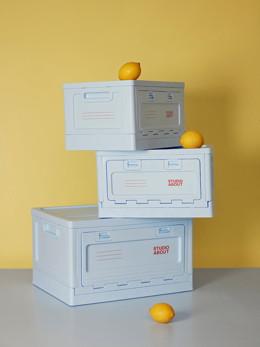 Studio About Box Hellblau Ansicht Größen mit Zitronendeko