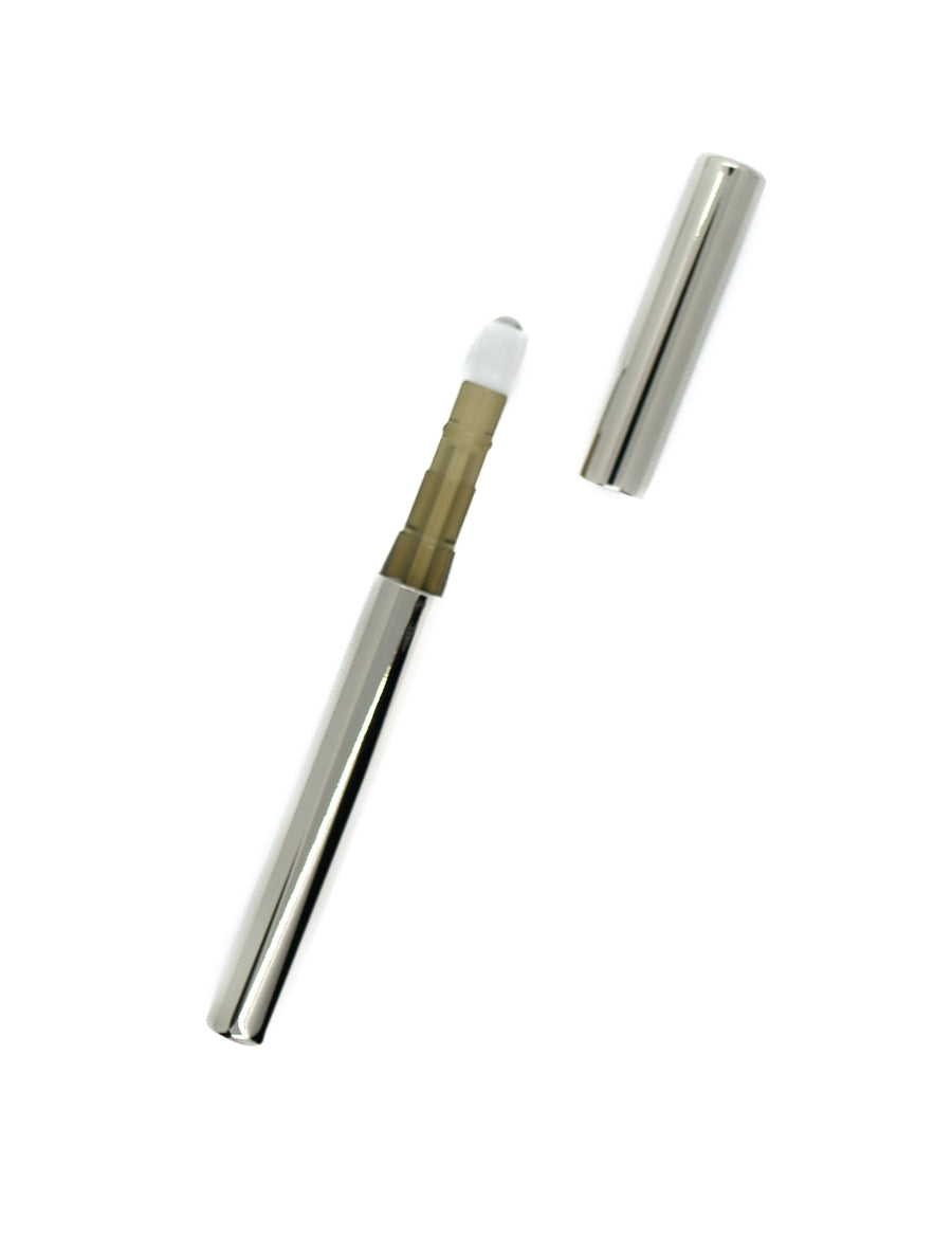 Tsubota Pearl Parfum Roll-On Silber seitliche Ansicht geöffnet