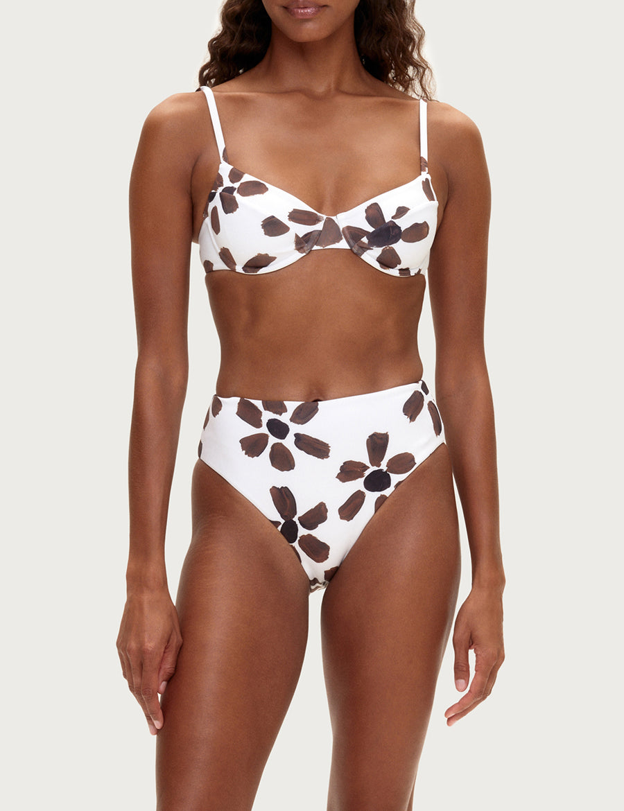 Zulu_Zephyr-Chocolate-Flower-Bikini-Bralette-Highwaist-Pants-Frontansicht-3.jpg